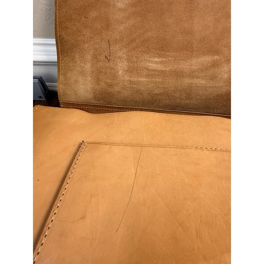 VINTAGE BREE DISTRESSED LEATHER BRIEFCASE/MESSENGER BAG/BACKPACK